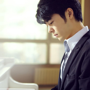 18禁白丝喷水视频www视频
